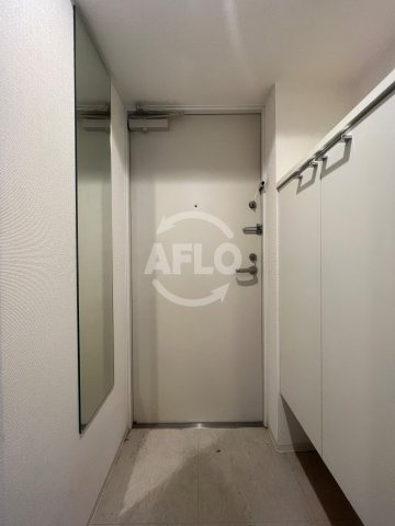 SERENiTE堺筋本町ＳＵＤ（セレニテ堺筋本町シュッド）の玄関|SERENiTE堺筋本町ＳＵＤ（セレニテ堺筋本町シュッド）　玄関