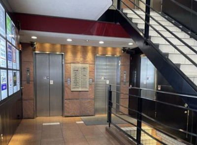 【エントランス】 | 共同ビルサンシャ（梅林堂ビル）