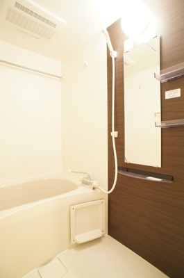 【浴室】 | リブリ・リエゾン | 浴室乾燥機付きのお風呂