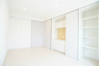 【寝室】 | リブリ・リエゾン | 白基調の落ち着いた寝室