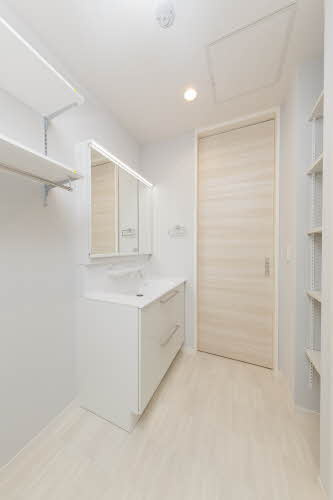 シャーメゾン　ブランシュの独立洗面台