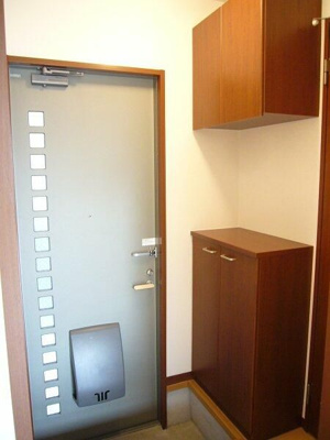 【玄関】 | パルフラッツ沙羅