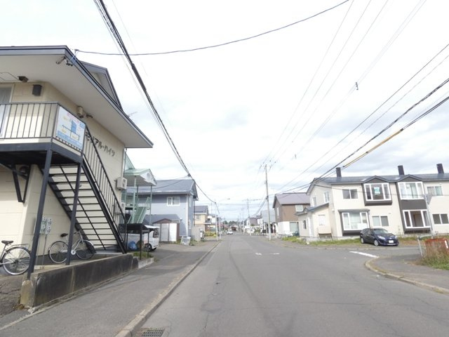 メモリアルハイツの周辺