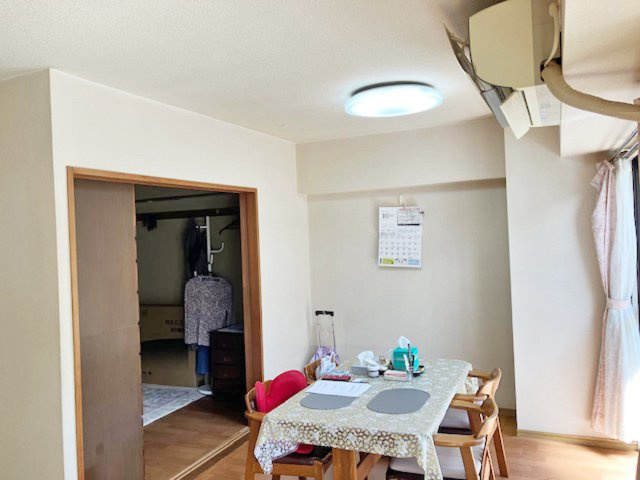 【居間・リビング】 | ビューパレー三島 中古マンション EM05910 | ビューパレー三島　リビングダイニング