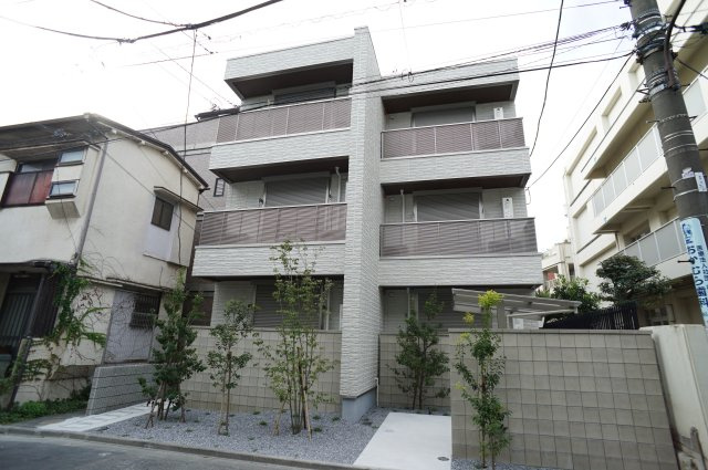 Ｓａｌａｍａｚｉｌの外観|積水ハウス施工