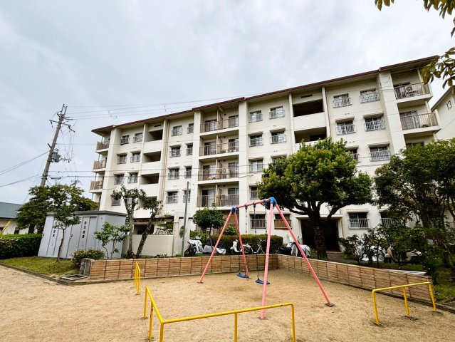 境谷西第2住宅第１４号棟の外観