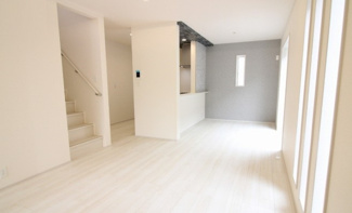 【外観】 | 府中市四谷４丁目　全５棟　１号棟　仲介手数料無料 | 現地写真