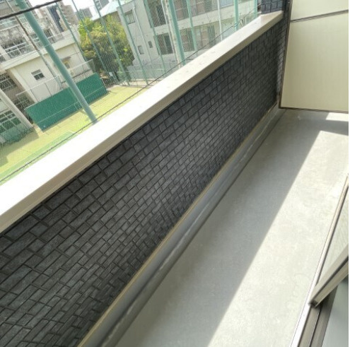 【バルコニー】