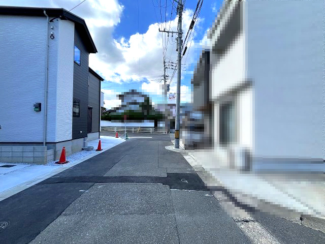 【その他】 | 福岡市西区今宿東1丁目1期　2号棟（全3棟）【仲介手数料無料・0円】 | 現地写真。前面道路です。