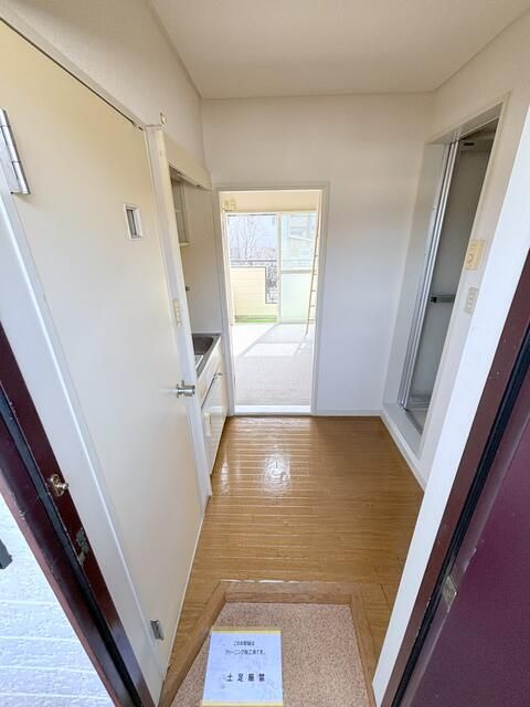 スカイハイツⅡの玄関