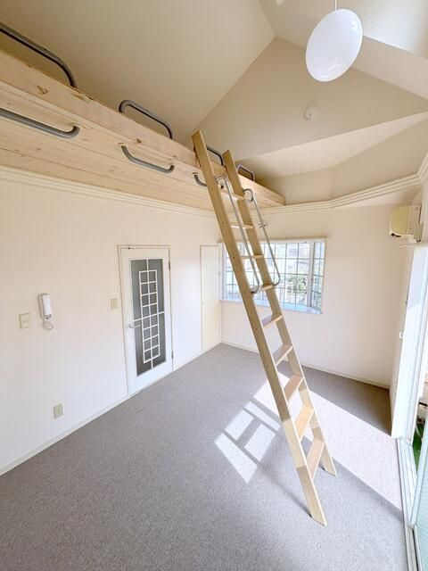 スカイハイツⅡの洋室