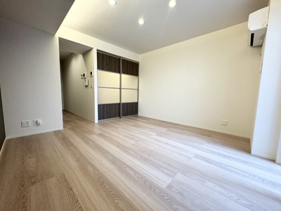 【居間・リビング】 | D-noir | LDK（別角度）