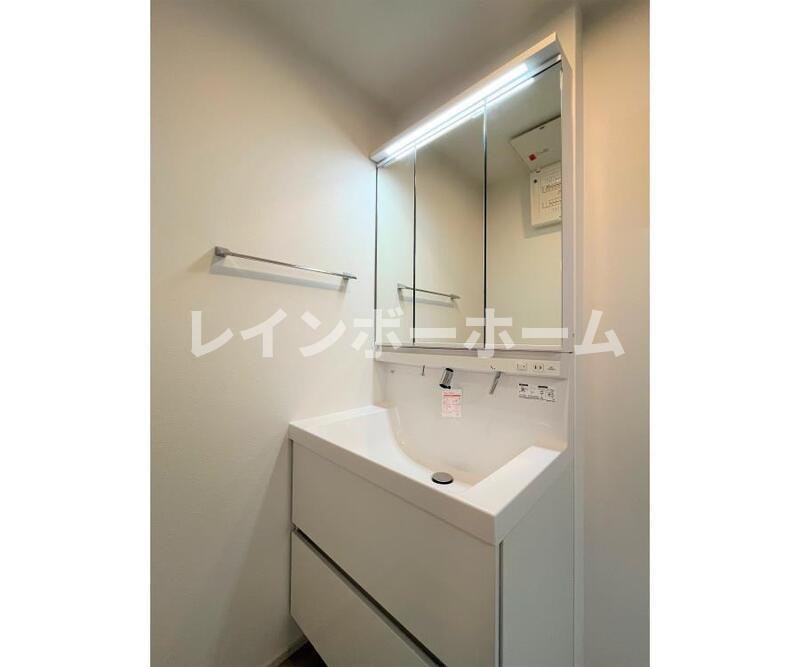 【仲介手数料：50％OFF】対象物件！の洗面所|明るい洗面所です