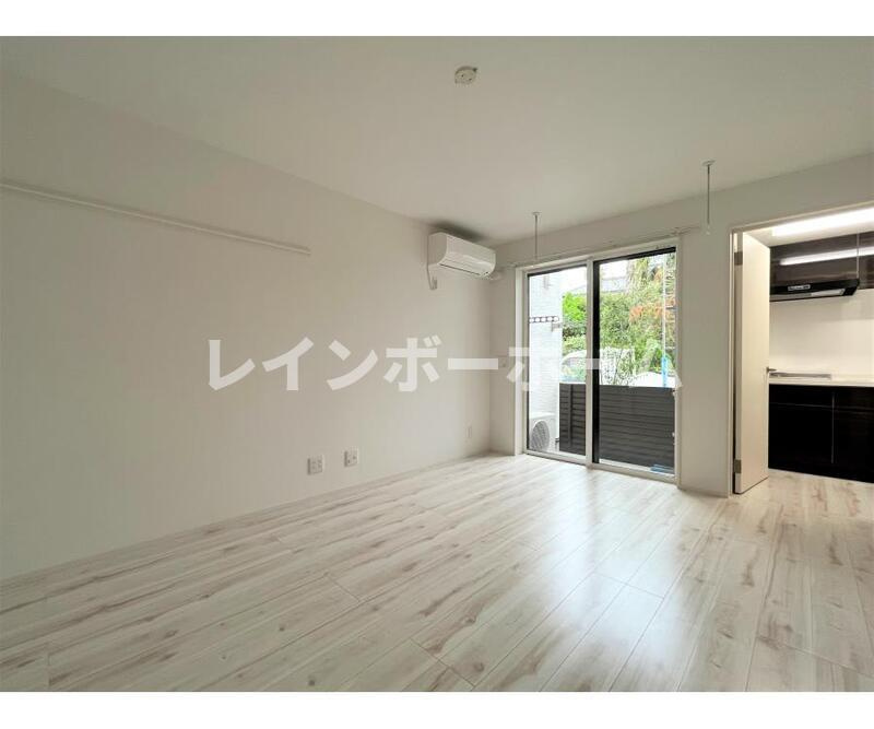 【仲介手数料：50％OFF】対象物件！の居間・リビング|おしゃれな居間です