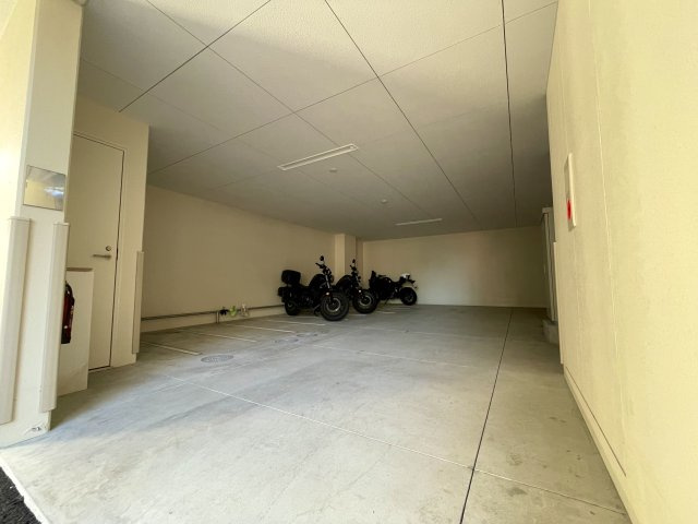 アルファスマート松江城の駐車場|バイク置き場