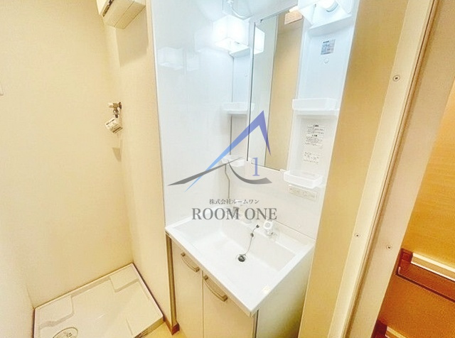 アムール白楽の洗面所|独立洗面台です。