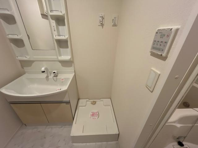 エミネンスおおたかの森のその他|洗濯機置場