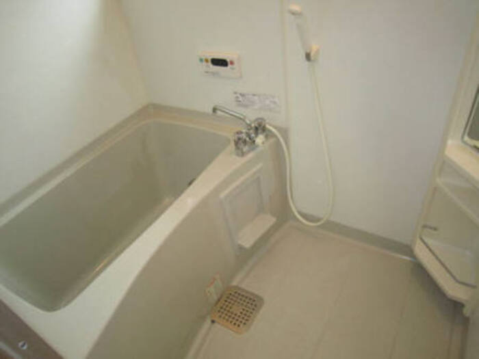 アミティ加茂川の浴室