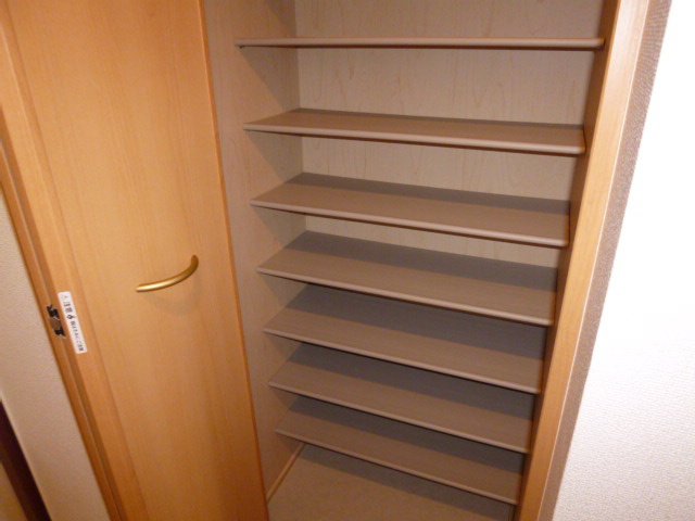 グランパス吉備の玄関|シューズボックス