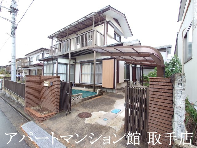 山田邸の外観