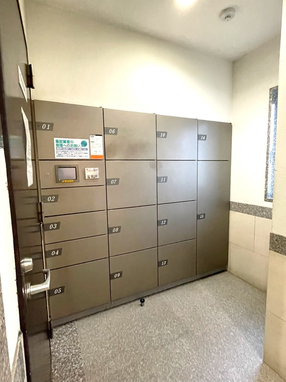 ポレスター西条のその他共用部分|1階共用部です