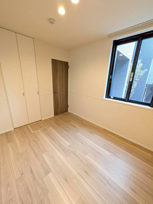 【洋室】 | メゾンクレール谷在家