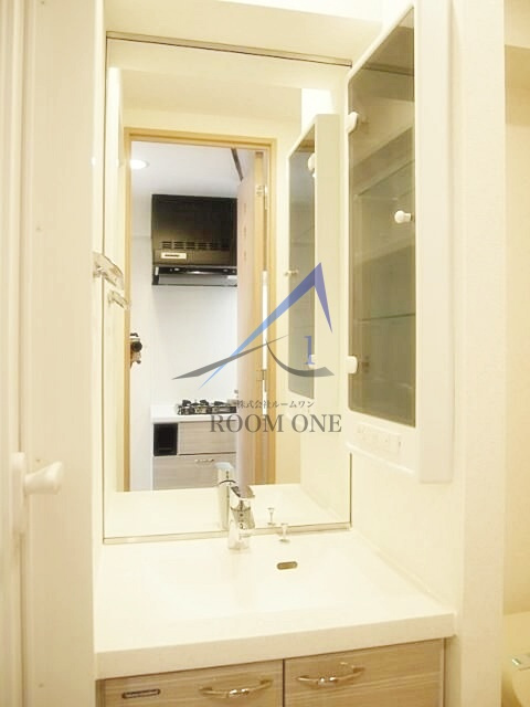 ルーブル新丸子の洗面所|洗面台です。