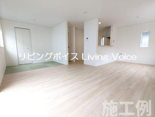 【居間・リビング】 | 【仲介手数料０円】綾瀬市早川第5　新築一戸建て | 綾瀬市早川第5　新築一戸建て