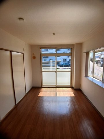 ローズパーク戸ケ崎　　 刈谷市近郊の賃貸はクラスホームの居間・リビング|内装です