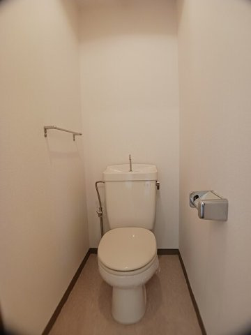 ローズパーク戸ケ崎　　 刈谷市近郊の賃貸はクラスホームのトイレ|トイレもきれいです