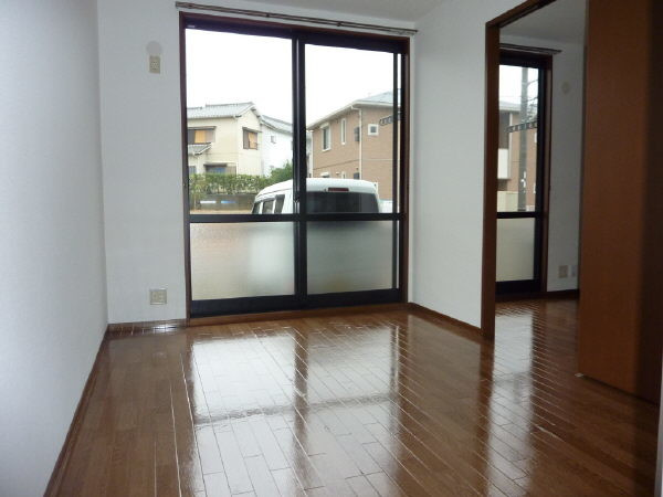 ドエル善十の居間・リビング