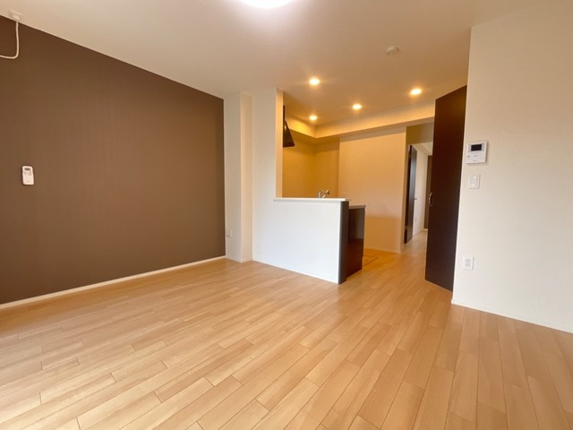 グランハイツNの居間・リビング