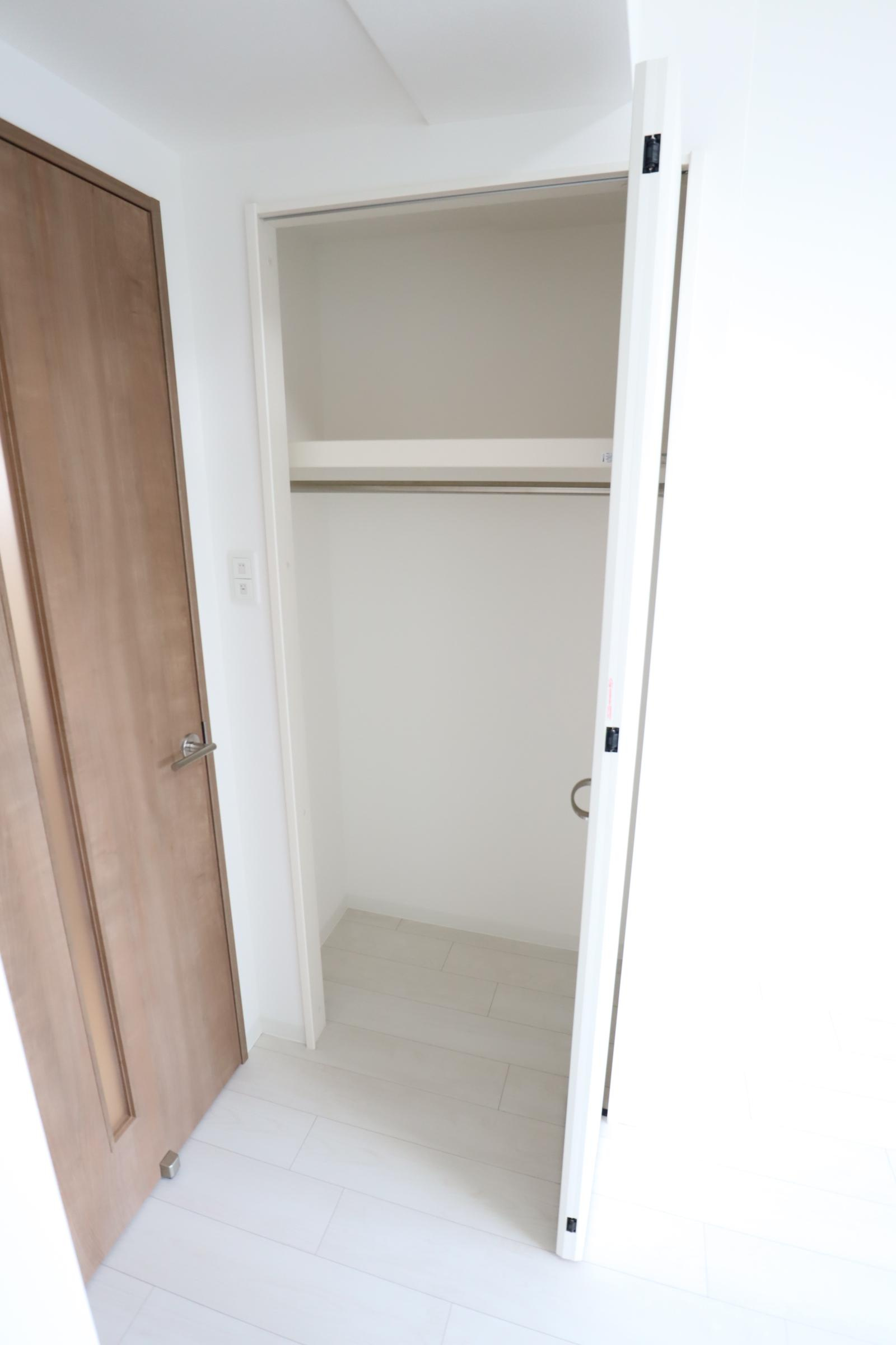 大阪市都島区都島北通２丁目の賃貸マンションの収納