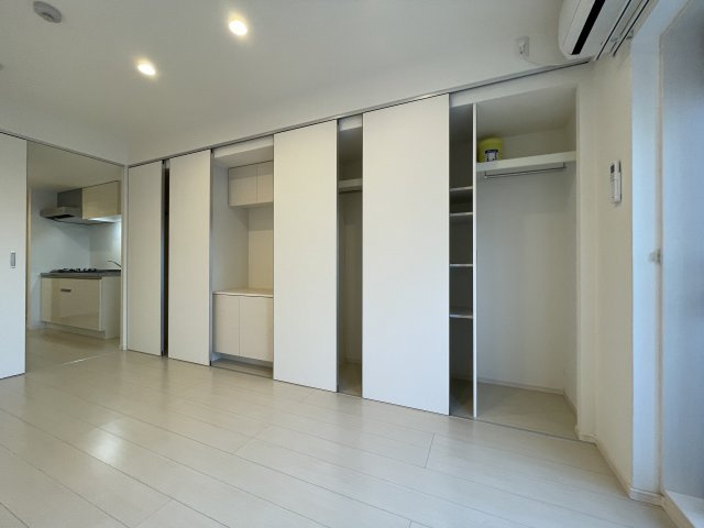 川崎市多摩区菅６丁目の賃貸マンションの居間・リビング