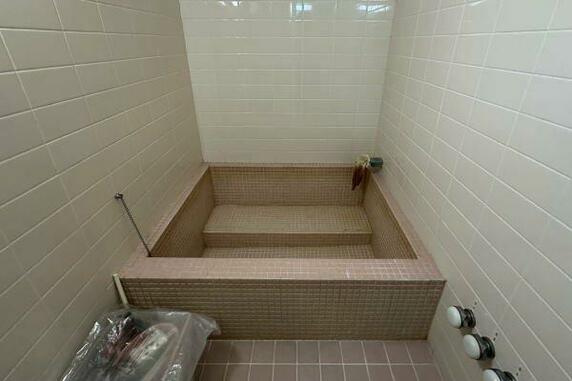 熱海ハイプラザの浴室