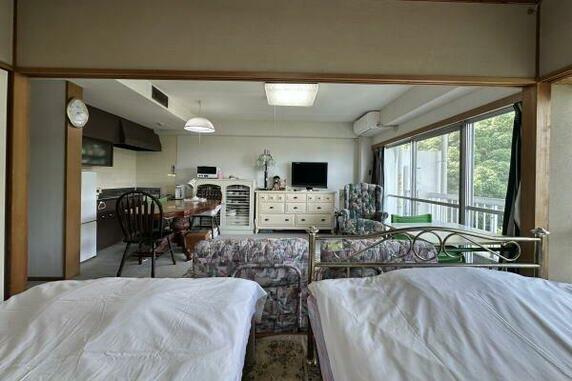 熱海ハイプラザの寝室