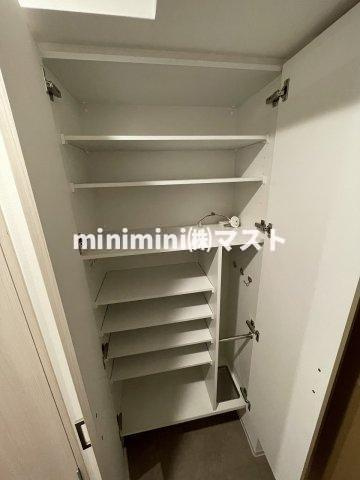 ワールドアイ難波City Gateの収納