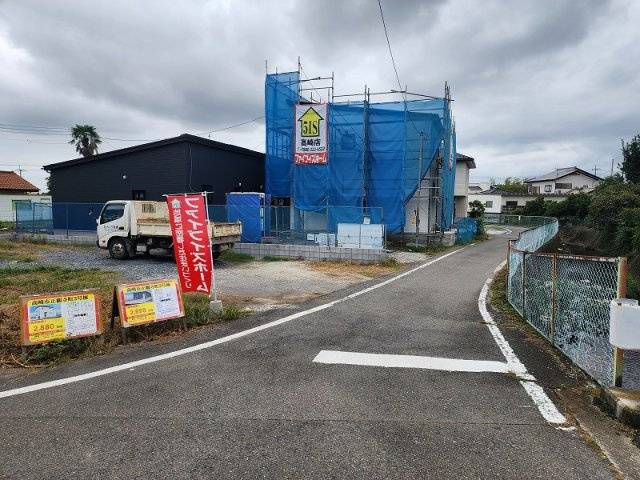 高崎市正観寺町売土地 1号地の前面道路含む現地写真