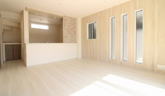 【居間・リビング】 | 府中市四谷４丁目　全５棟　3号棟　仲介手数料無料