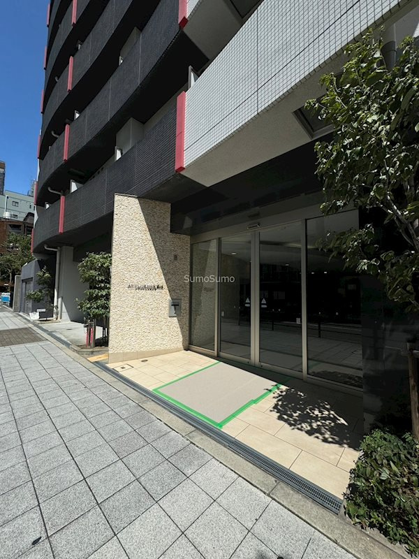 AFFLUENCE難波のエントランス