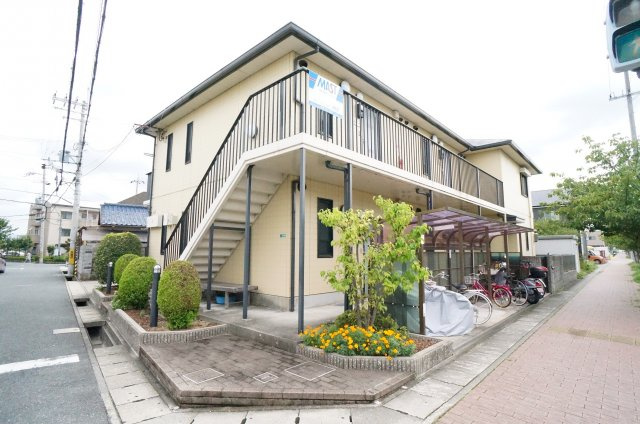 セントポーリア鴻池の外観