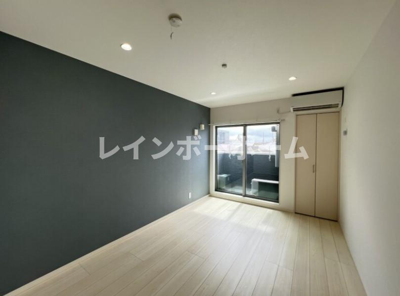 ブルージュ篠崎の居間・リビング