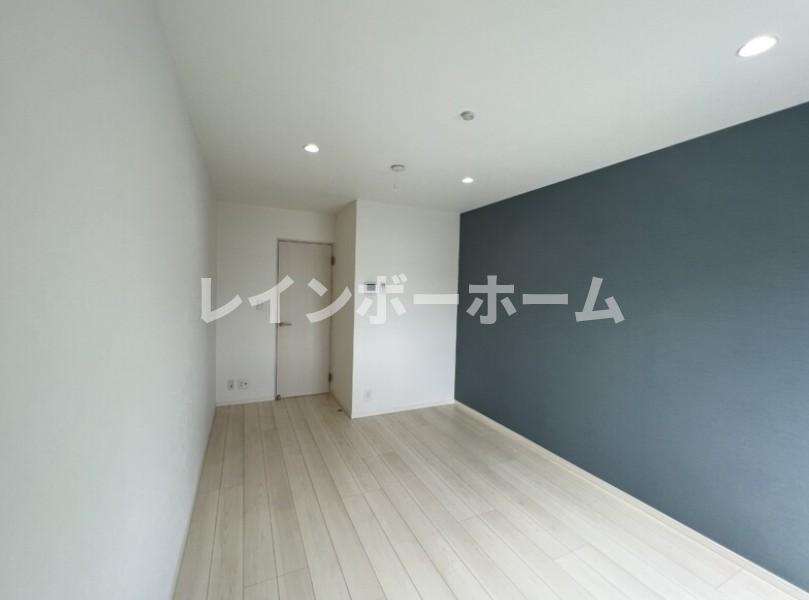 ブルージュ篠崎の居間・リビング