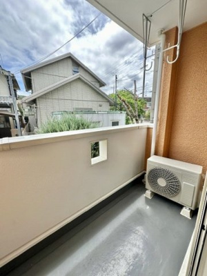 【バルコニー】 | ミ・カーサ螢が丘 | お洗濯にも便利なバルコニー付き