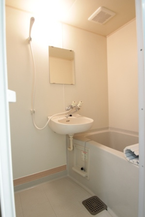 グリフィスＫ２の浴室