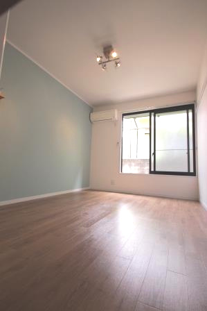 グリフィスＫ２の居間・リビング