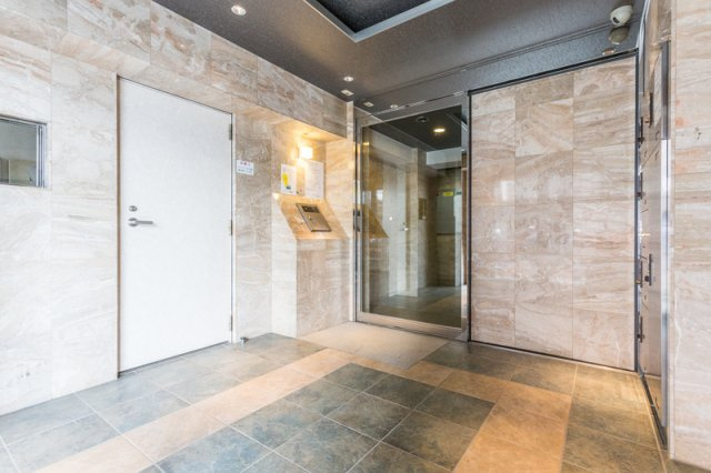 新宿区原町１丁目の賃貸マンションのロビー