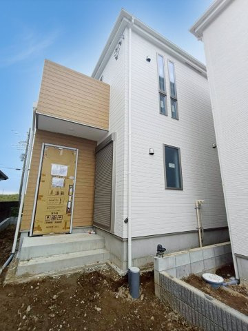 三郷市　彦成1丁目　新築戸建　全2棟　の外観|外観です