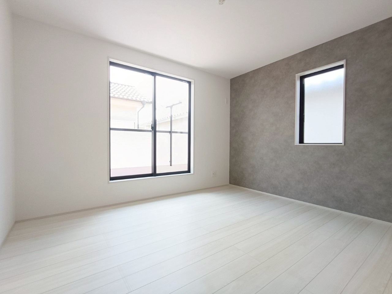 三郷市　彦成1丁目　新築戸建　全2棟　の洋室|施工例です