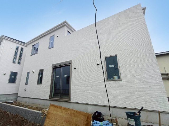 三郷市　彦成1丁目　新築戸建　全2棟　の外観|外観です